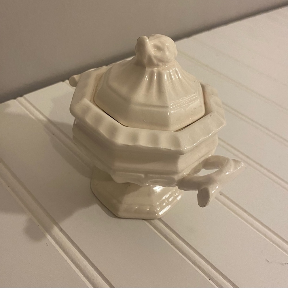 Vintage Mini Elegant White Ceramic Bowl